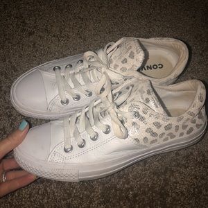 White converse